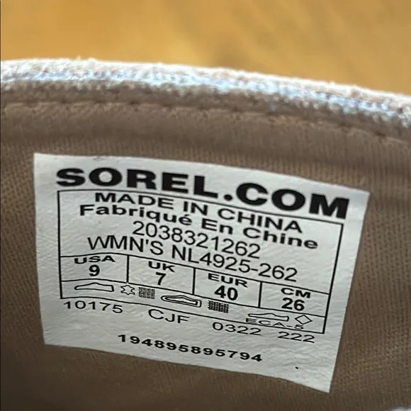 Sorel sz 9 Evie Pull-On Leather Boot - Canoe, Sea Salt Light Tan Ankle Boots