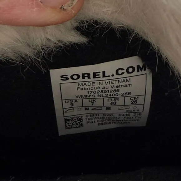 Sorel Tivoli II Women's 9 Brown Fur Trim Round Toe Pull-On Snow Boots NL2400-286