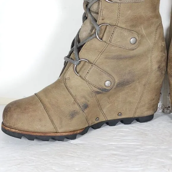 Sorel Women's Joan Of Arctic II US 8 Tan Lace-Up Wedge Ankle Boots Booties