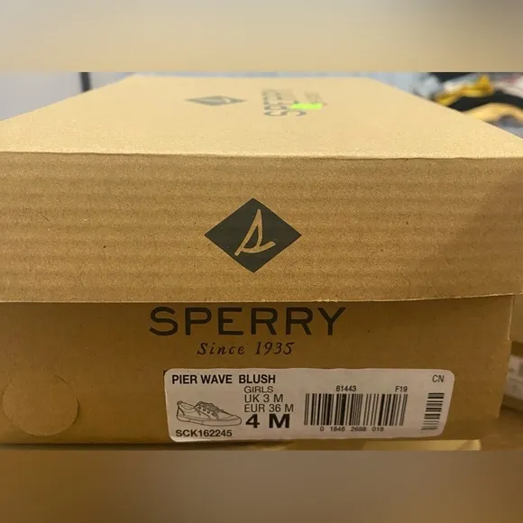 Sperry Kids Sneakers in Pink and White