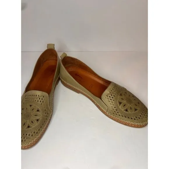 Spring Step Style: INGRID Flats Olive Green Women’s Size 9.5/10