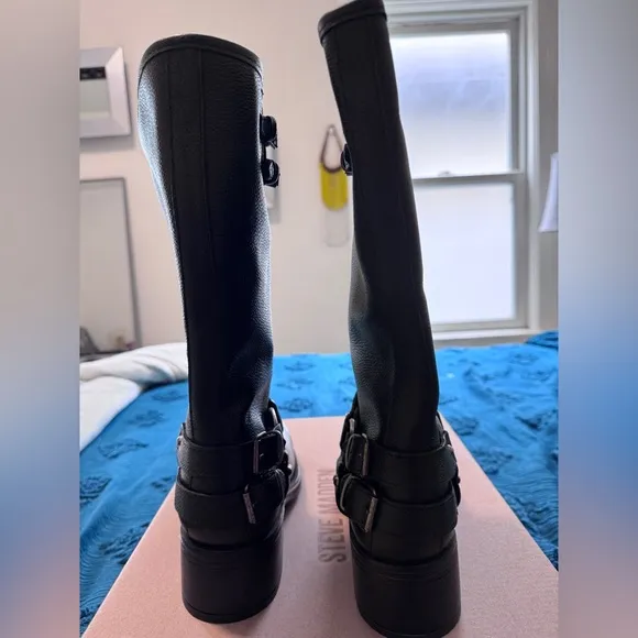 Steve Madden Black Motorcycle Leather Boots