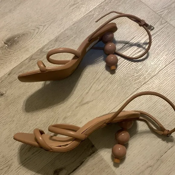 Steve Madden Brown Jaimeh Tubular Strap Sandals