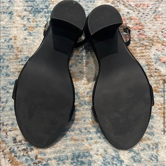Steve Madden Carrson Black Suede Sandals size 9