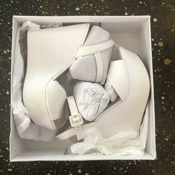 Steve Madden Citrus Sandals Wedge