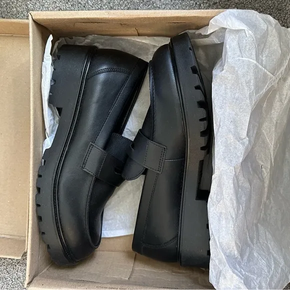 Steve Madden Lotto Loafer In Black