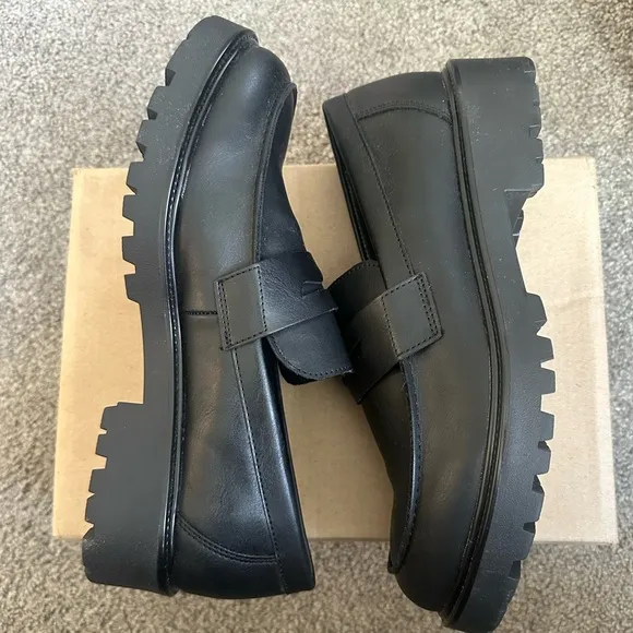 Steve Madden Lotto Loafer In Black