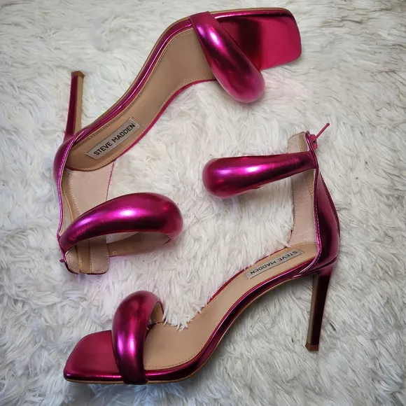 Steve Madden Partay Stilleto Sandals in Pink Metal Womens 7 Barbie Core Heels