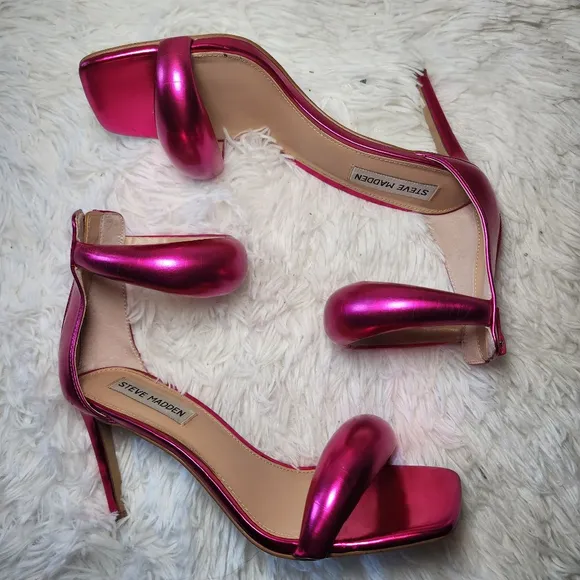 Steve Madden Partay Stilleto Sandals in Pink Metal Womens 7 Barbie Core Heels