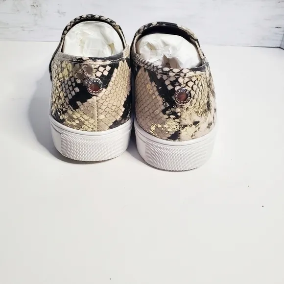 𝅺STEVE Madden Safary Snakeskin Slip On Sneakers