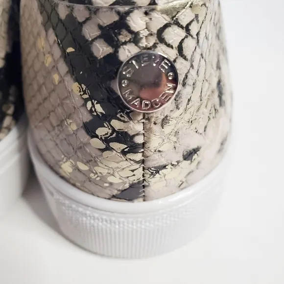 𝅺STEVE Madden Safary Snakeskin Slip On Sneakers