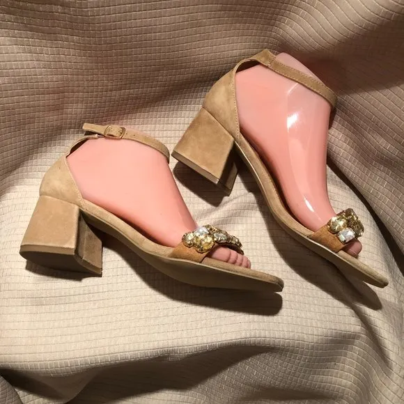 Steve Madden Tan Suede Malay Embellished Ankle Strap Block Heel Sandals, 8