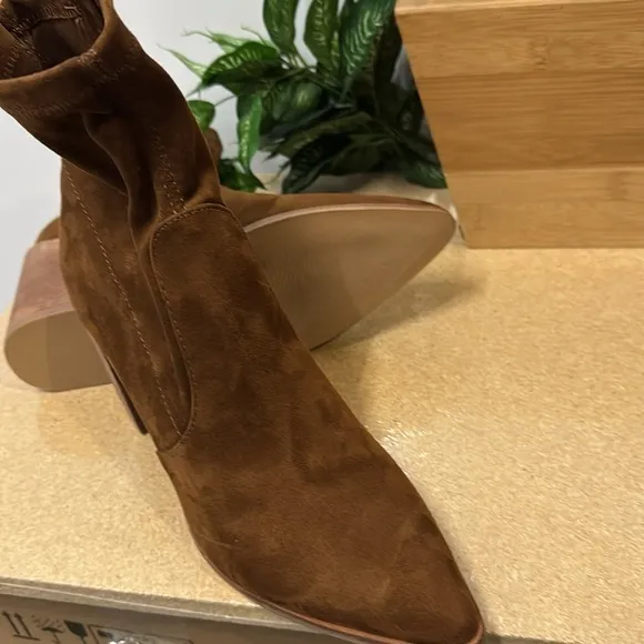 Steve Madden Viper Pull-On Boots (1410)
