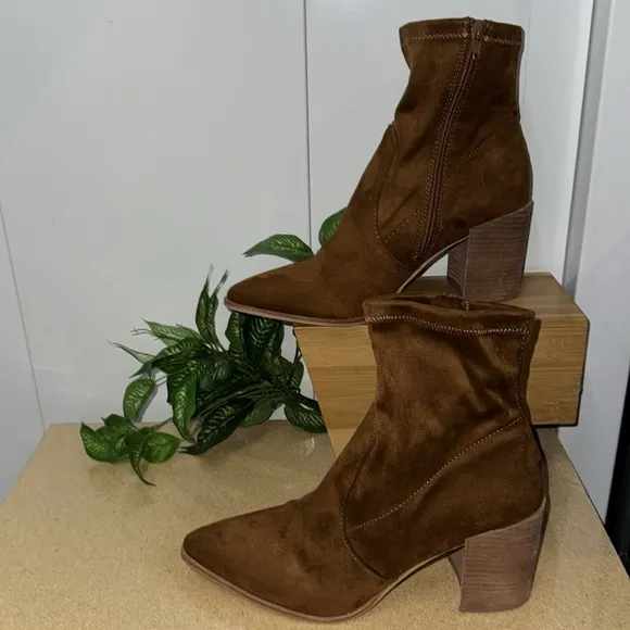 Steve Madden Viper Pull-On Boots (1410)