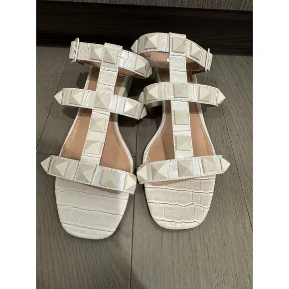 Steven by Steve Madden Hanan Bone Croc Faux Leather Studded Ankle Sandals Size 8