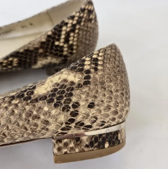 Stuart Weitzman Biege Brown Snakeskin Leather Flats Point Toe Shoes Size 8.5
