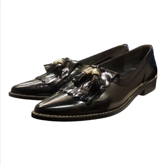 STUART WEITZMAN | Black Patent Leather Pointed Toe Tassel Loafers ~ Size US 6.5