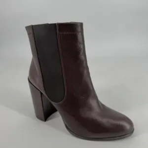 Stuart Weitzman boots womens 9.5 burgundy leather pull on heeled sidemover
