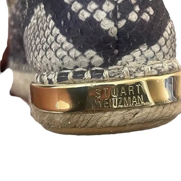 Stuart Weitzman Catalan SnakePrint Leather Slip on EspadrilleNatural size 5M