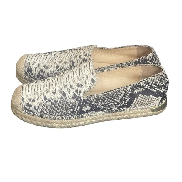 Stuart Weitzman Catalan SnakePrint Leather Slip on EspadrilleNatural size 5M