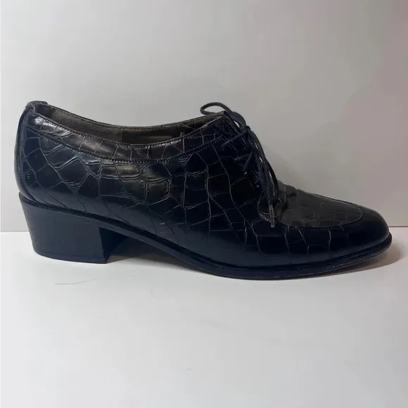 Stuart Weitzman Croc Lace up Loafers