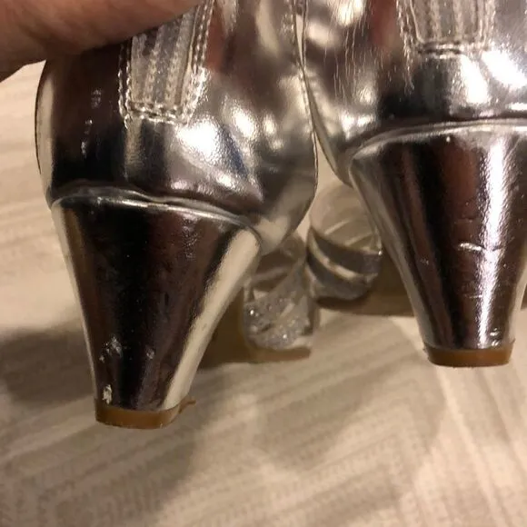 Stuart Weitzman Silver Glitter Girl Dressy Sandals