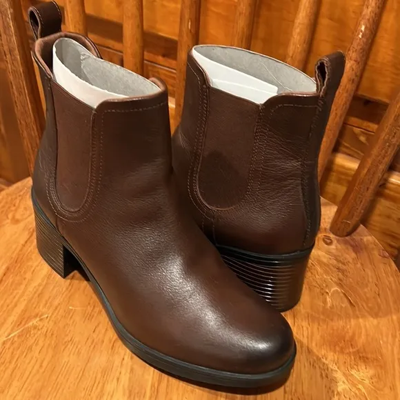 Stunning Clark’s Pull On Boots 🥾