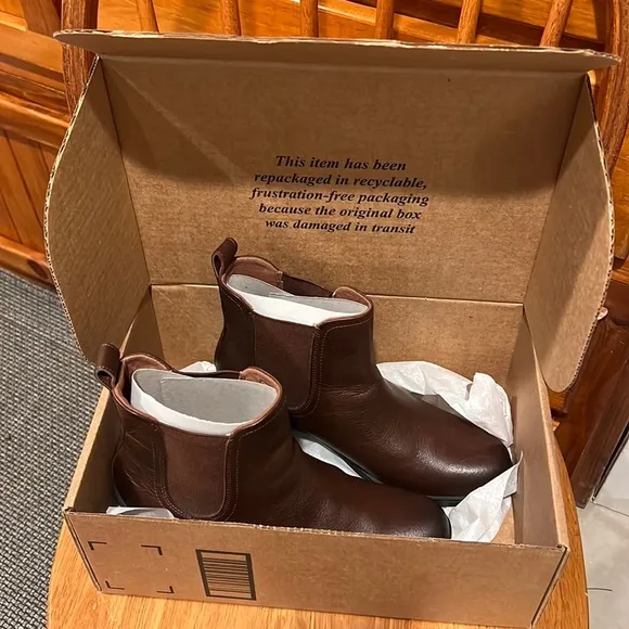 Stunning Clark’s Pull On Boots 🥾