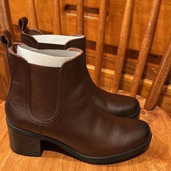 Stunning Clark’s Pull On Boots 🥾