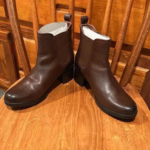 Stunning Clark’s Pull On Boots 🥾