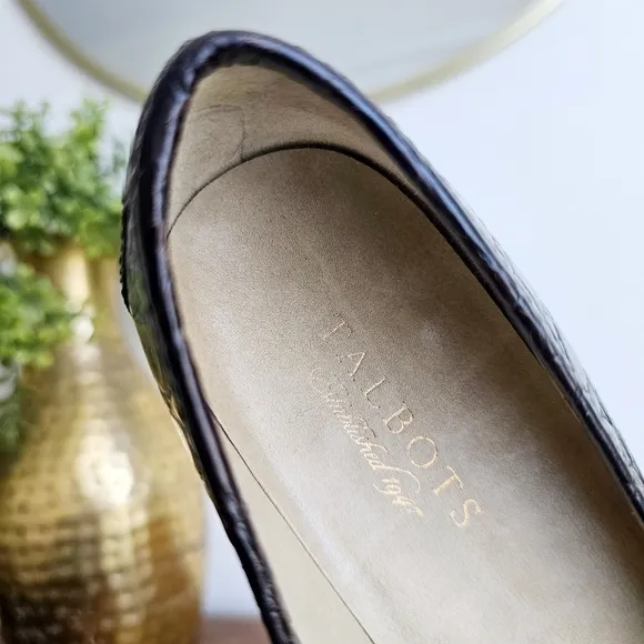 Talbots Crocodile Embossed Genuine Leather Tassel Penny Loafers Dark Brown, 7.5