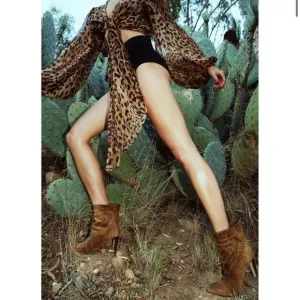 Tamara Mellon Women’s Turning Point Brown Suede Studded Heeled Boots Pull On 6.5