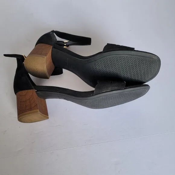 Tamaris Women's Chunky Block Heel Cutout Front Strap Sandals. Size 8.5