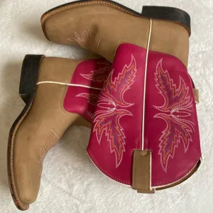Tan and Dark Pink Kids Justin Cowboy Boots youth sz 3.5