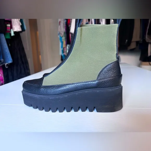 Tank Steiger Camilla- Black &amp; Dark Green Pull-On Boots Size 38/8