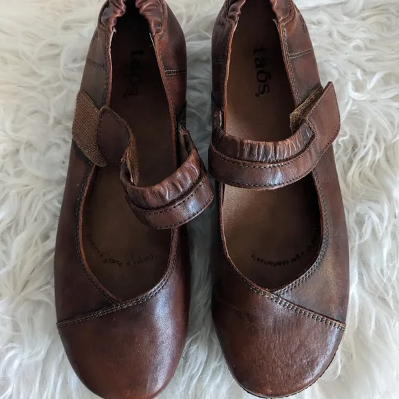 Taos Mary Jane Strapeze Leather Ballet Flat Loafers - Cognac 37