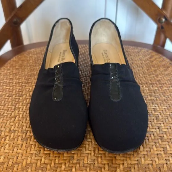 Taryn Rose slip on wedge flats cap toe size 37.5