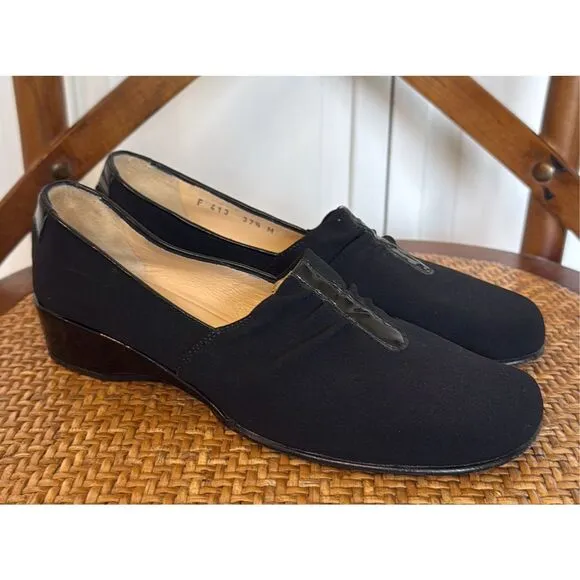 Taryn Rose slip on wedge flats cap toe size 37.5