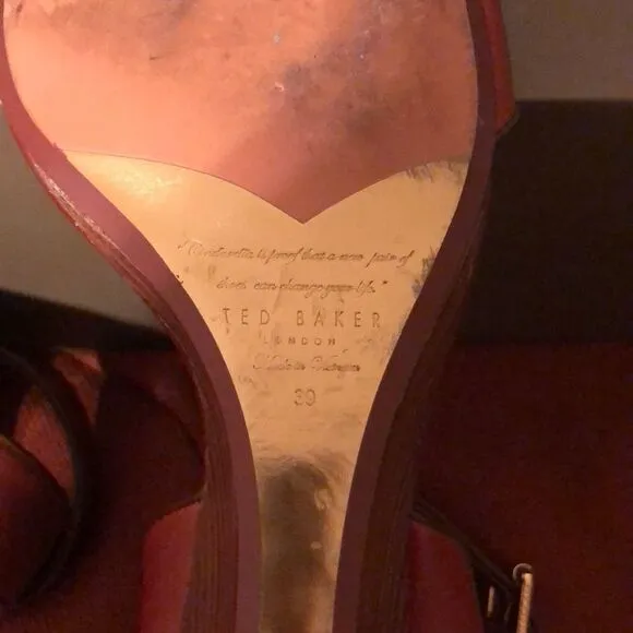 Ted Baker 39 Lernox Camel Brown Trim Stacked Wedge Sandals Gold Tone Hardware