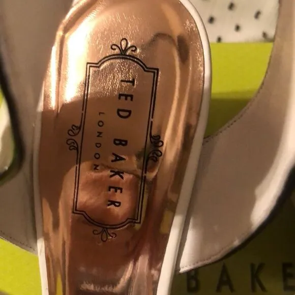 Ted Baker 39.5 Lernox White Black Stacked Wedge Sandals Rose Gold Hardware