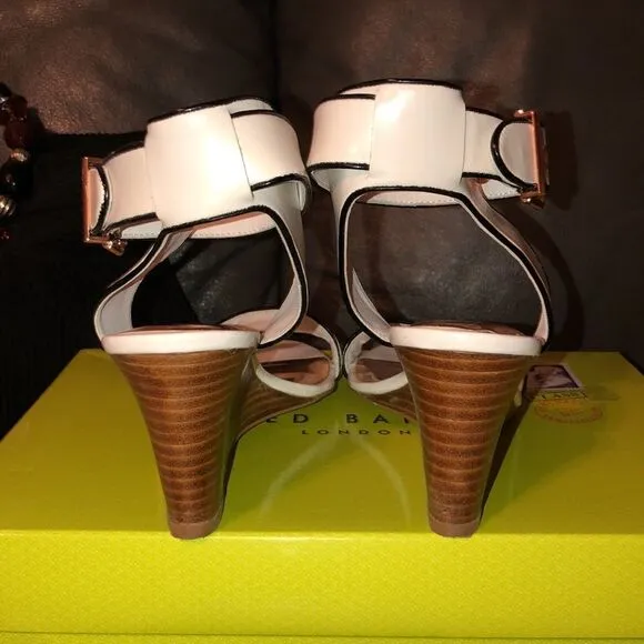 Ted Baker 39.5 Lernox White Black Stacked Wedge Sandals Rose Gold Hardware