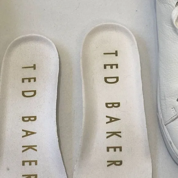 Ted Baker London Adial Floral Embroidered Size 7 Sneakers