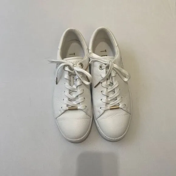 Ted Baker London Adial Floral Embroidered Size 7 Sneakers