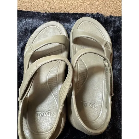 Teva Unisex Hurrican Drifts Strap Sandals Olive Green Size Men 7/Women 9