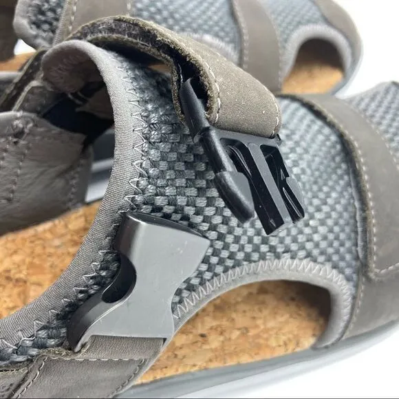 Teva Men’s Terra Float Fisher Sandals 9 Gray NWT