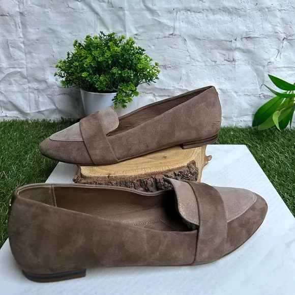 THE BLACKBIRD$150Oak Shimmer Suede women size 9.5 new