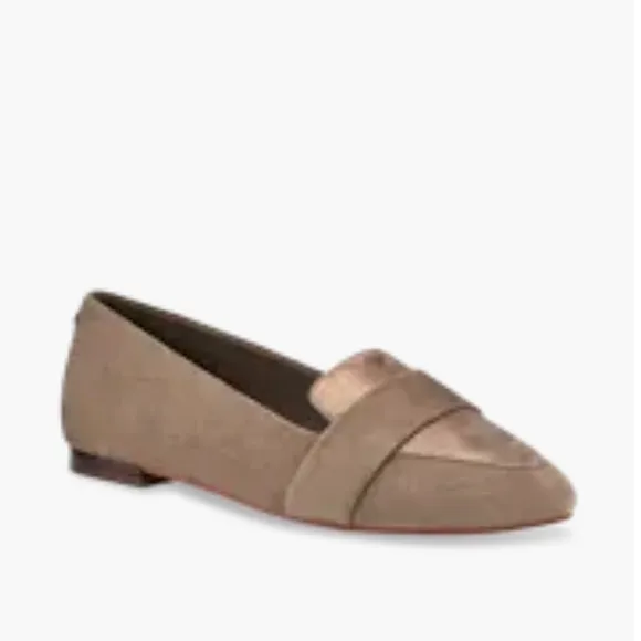 THE BLACKBIRD$150Oak Shimmer Suede women size 9.5 new