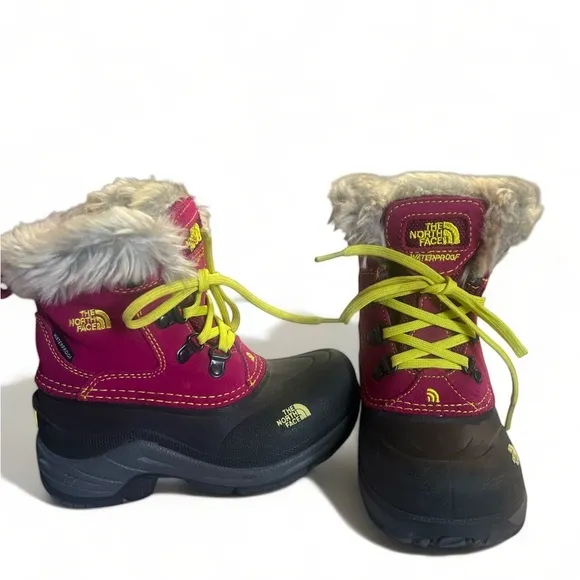 THE NORTH FACE  GIRLS McMURDO BOOTS
