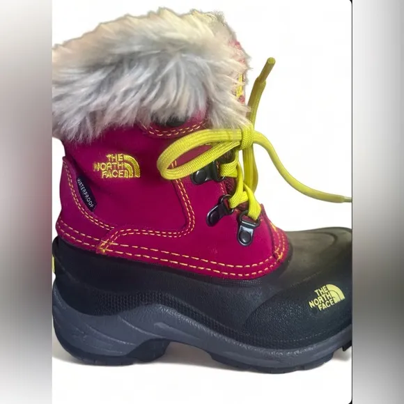 THE NORTH FACE  GIRLS McMURDO BOOTS