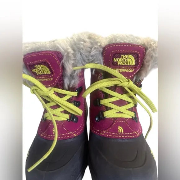 THE NORTH FACE  GIRLS McMURDO BOOTS